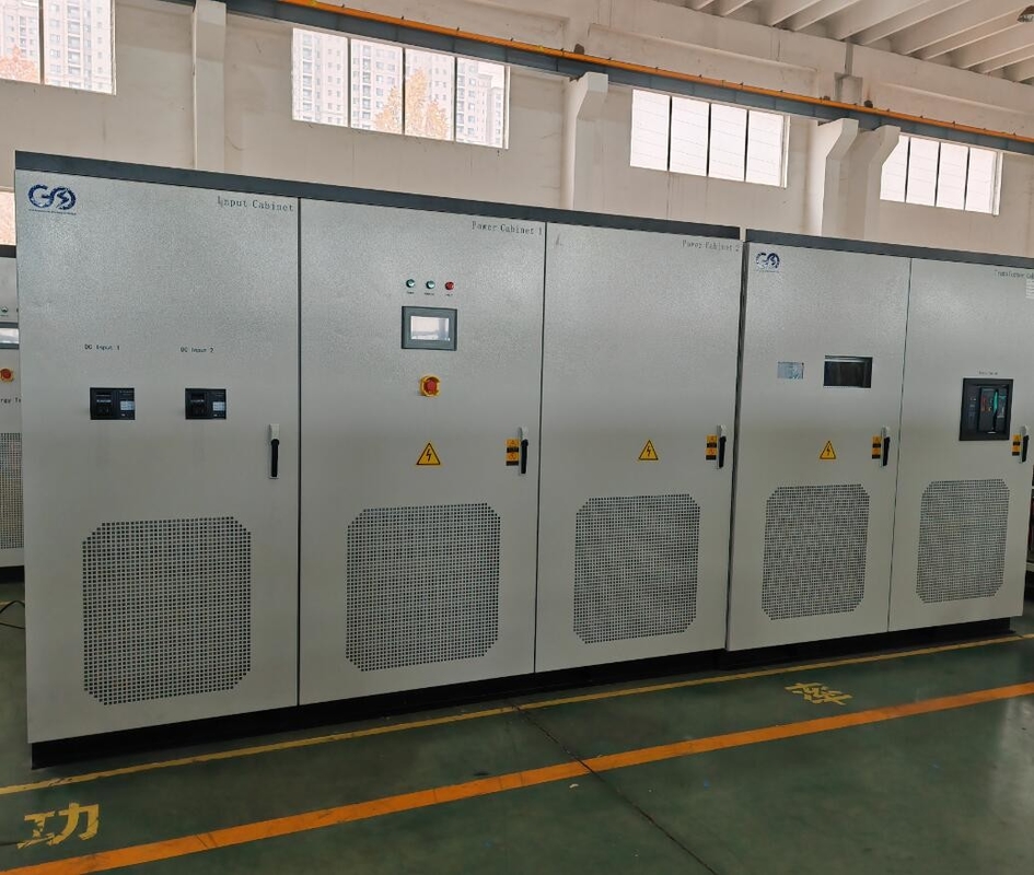 Na rede de inversor AC-AC 450-750V Voltagem de entrada e conversão de energia