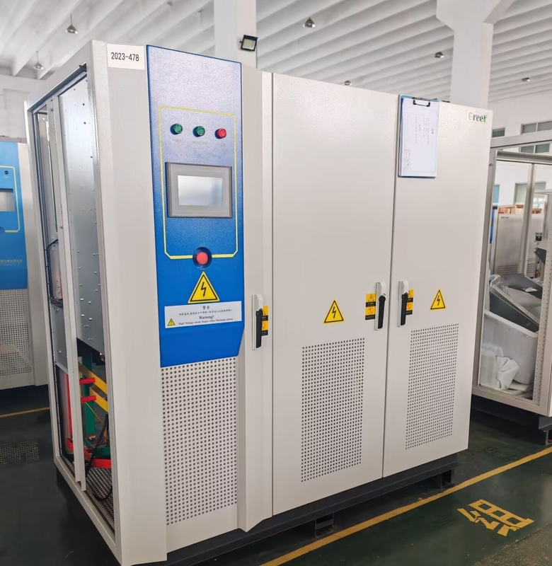 Na rede de inversor AC-AC 450-750V Voltagem de entrada e conversão de energia