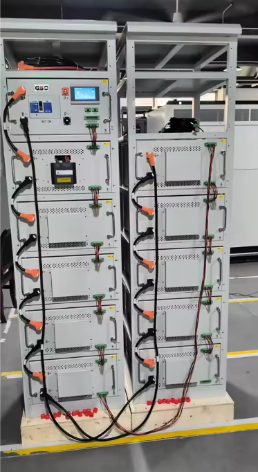 Bateria de lítio de alta tensão com BMS inteligente de 6.000 tempos de ciclo e tamanho personalizado para soluções de armazenamento de energia